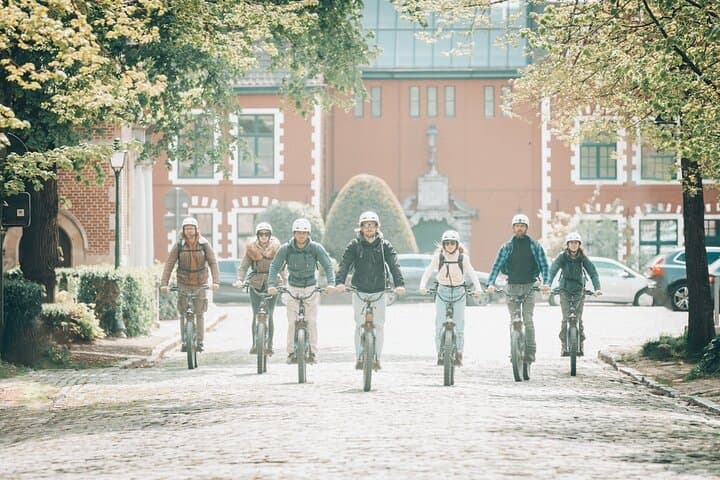 Green Snake E‑Scooter Tour in Ghent: Off‑Road City Adventure photo 4