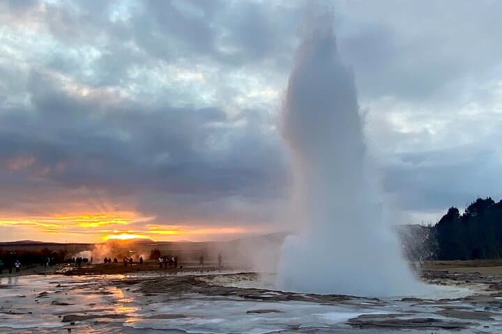 Golden Circle Full-Day Guided Tour from Reykjavík — Þingvellir, Geysir & Gullfoss photo 6