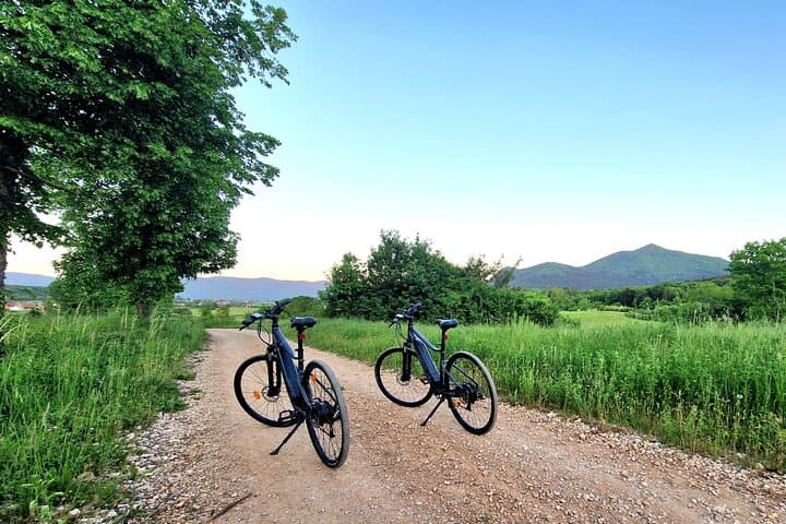 E-bike Tour Around Gacka River Valley: 35km Self-Guided Ride Through Planes, Mills & Karst Meadows photo 6