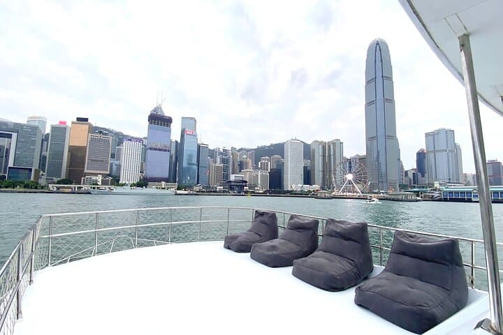 Private Night Harbour Cruise: Victoria Harbour Skyline & Symphony of Lights photo 6