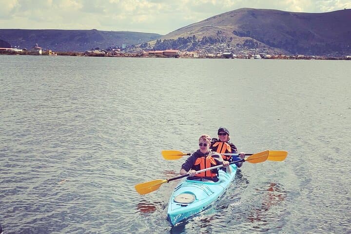 Paddle the Uros Islands: 3-Hour Guided Kayak Tour on Lake Titicaca