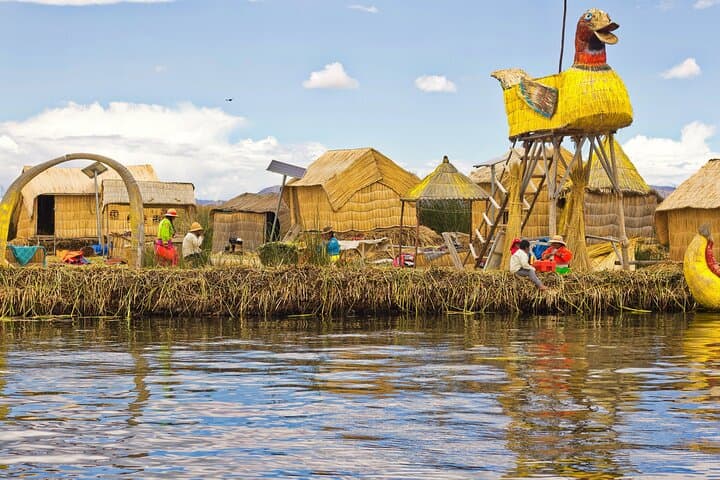 Paddle the Uros Islands: 3-Hour Guided Kayak Tour on Lake Titicaca photo 3