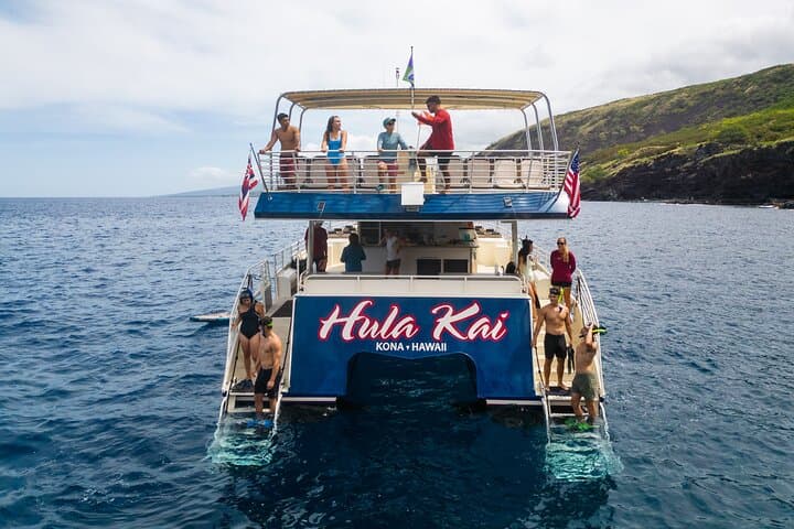 Exploring Hawaii’s Kona Coast: A Luxury Snorkel Tour through Pristine Reefs and Lava Formations photo 4