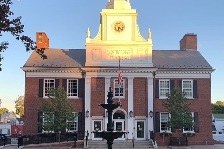 Explore Westborough: Private Walking Tour of Massachusetts' 100th Town