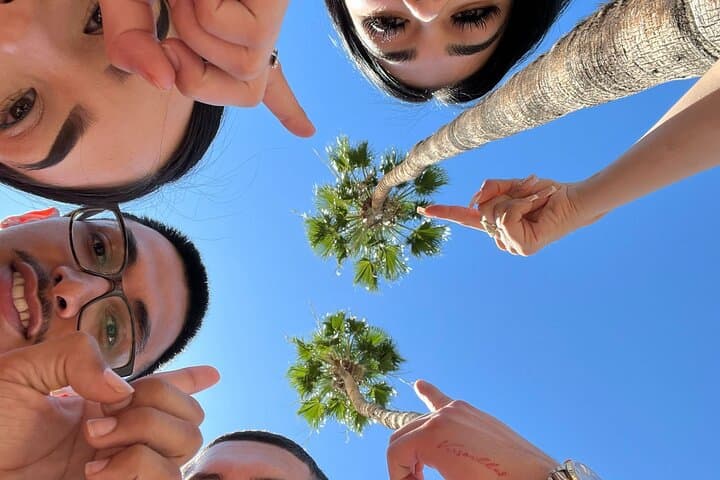 Creative Soul Scavenger Hunt in Palm Springs — Interactive Urban Adventure
