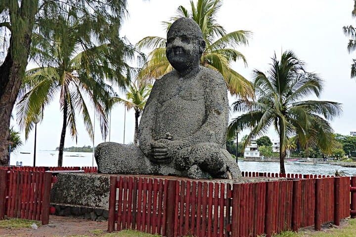 East of Mauritius Full-Day Scenic Tour: Blue Bay Glass-Bottom Trip & Local Lunch photo 2
