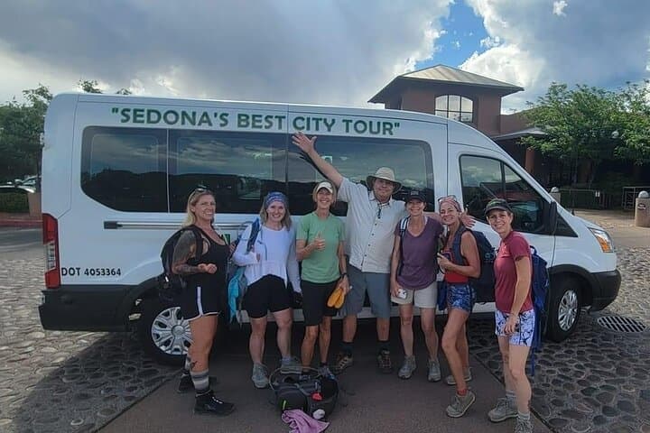 Sedona Magical Sightseeing Highlight Tour: 2.5-Hour Red Rock Van Experience