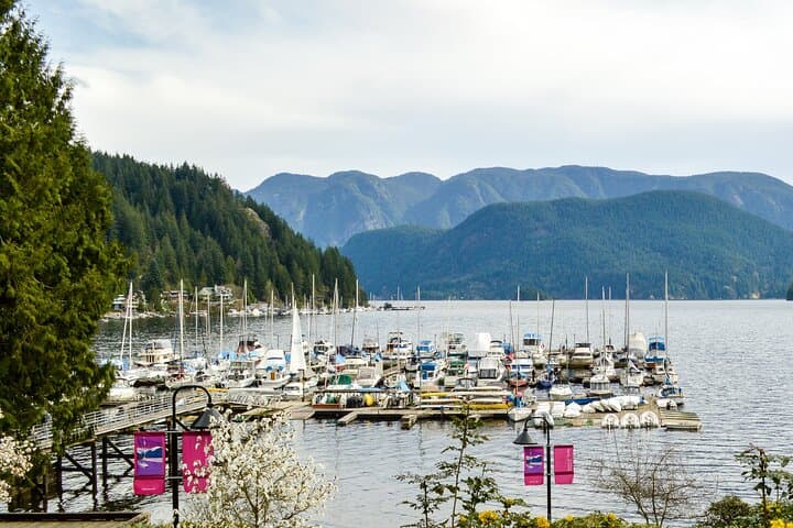 Quarry Rock Photography Hike: Deep Cove Guided Hike & Landscape Lessons photo 3