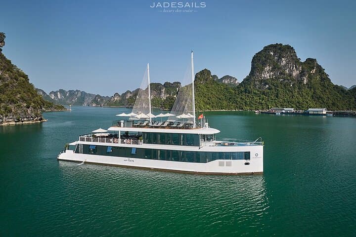 Jade Sails Luxury Day Cruise to Halong & Lan Ha Bay from Hanoi photo 1