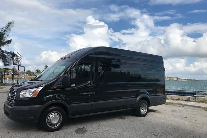 Private Transfer Between Washington DC and Reagan National Airport (DCA) photo 3