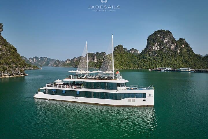 JadeSails Luxury Day Cruise — Ha Long Bay & Lan Ha Bay Day Escape photo 2