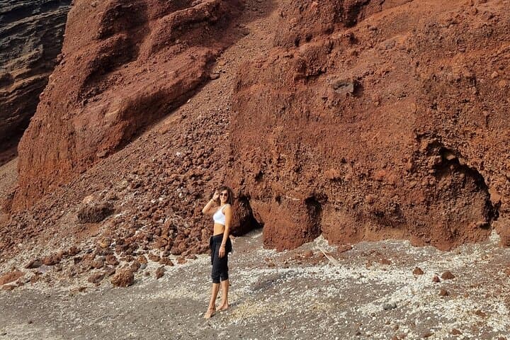 Private Santorini Wine-Tasting Tour: Caldera Views, Villages & Akrotiri photo 5