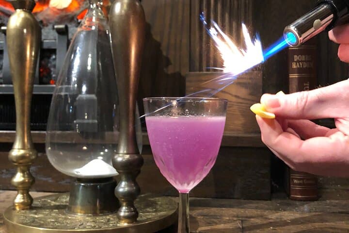 Mad Scientist Mocktail Lab: Zero‑Proof Mixology Workshop in Seattle's Capitol Hill