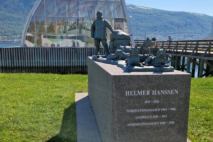 Tromsø E-Bike Highlights: Coastal Views, Museums & Prestvannet History photo 4