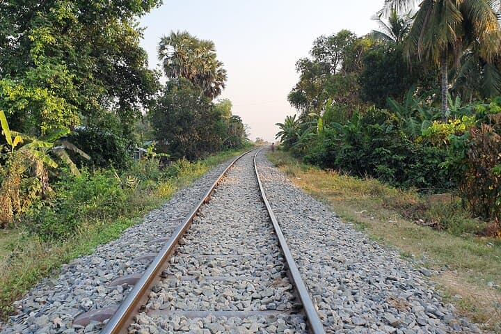 Battambang Bamboo Train & Phnom Sampov Killing Caves Day Trip from Siem Reap photo 4