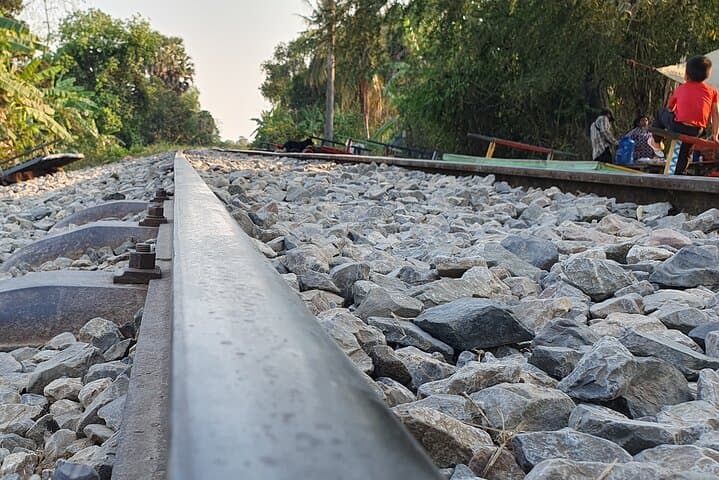 Battambang Bamboo Train & Phnom Sampov Killing Caves Day Trip from Siem Reap photo 5
