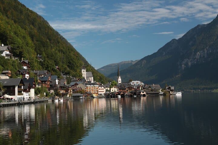 Vienna to Hallstatt & Salzburg: One-Day Alps, Lakes & Wachau Valley Highlights