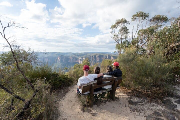 Hidden Treasures Guided Walking Tour — Blue Mountains Off-the-Beaten-Path photo 5