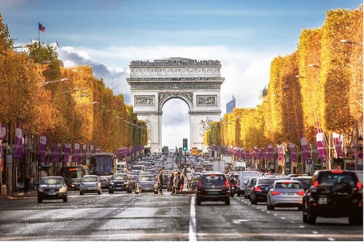 Private Full-Day Custom Paris Tour: Eiffel, Montmartre & Historic Sights with Hotel Pickup photo 5