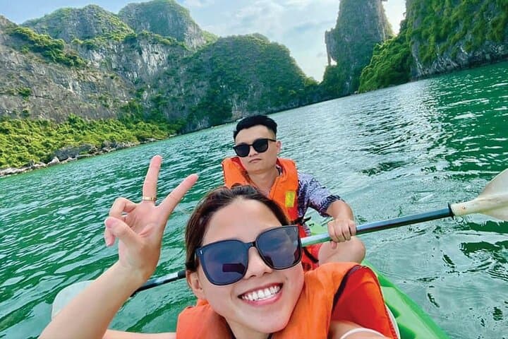 5-Day Northern Vietnam: Hanoi, Ninh Binh & Halong Bay Overnight Cruise photo 2