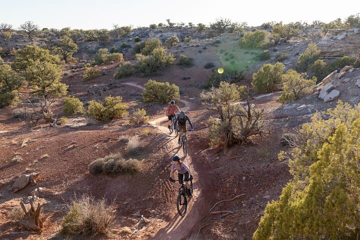 Sunset E-Bike Ride at Dead Horse Point: Moab’s 2,000-Foot Overlook Adventure photo 3