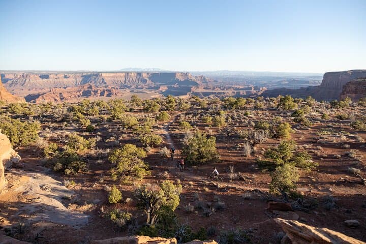 Sunset E-Bike Ride at Dead Horse Point: Moab’s 2,000-Foot Overlook Adventure photo 4