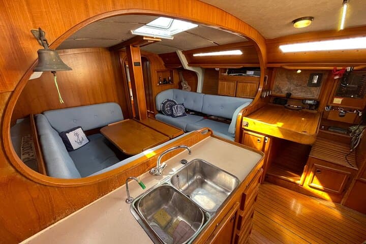Azores Sailing: 6-Day Yacht Charter & Liveaboard Expedition photo 6