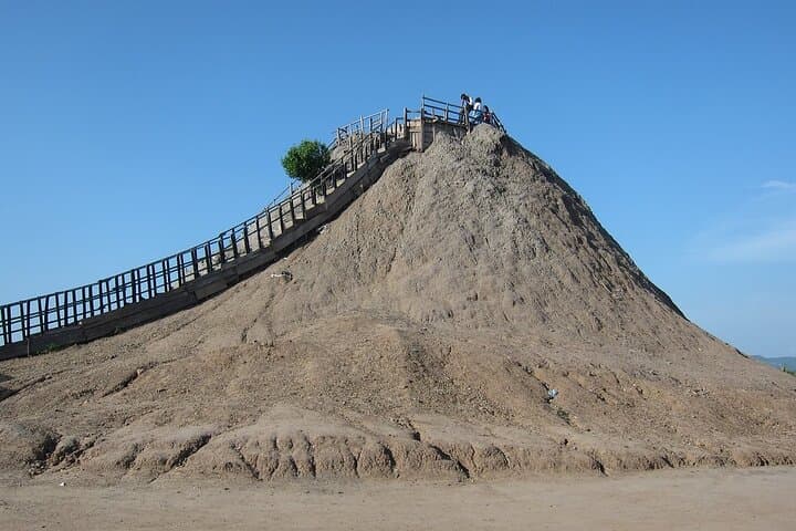 Cartagena VIP Mud Volcano Tour — Crowd-Free Totumo Float and Massage photo 5