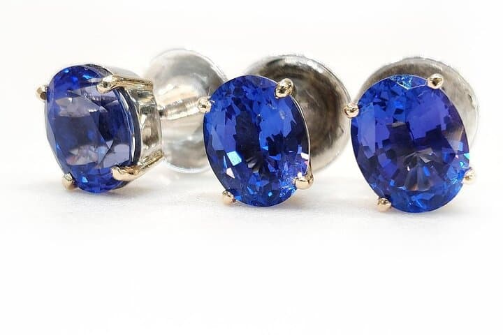 Authentic Nairobi souvenir shopping tour with local guide — beads, gemstones & artisan galleries photo 5