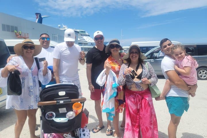 Private Guided Tour of Nassau: History, Beaches & Local Flavors photo 4