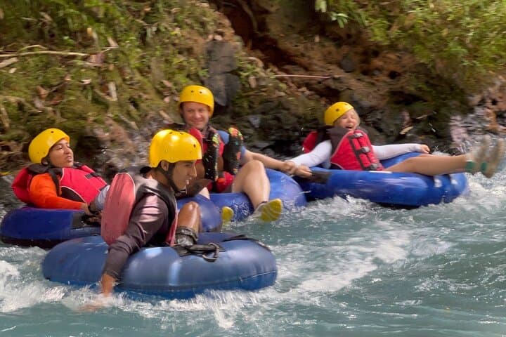 Tubing Rio Celeste: Two-Hour Family-Friendly Float Through Costa Rica's Celestial Waters photo 6