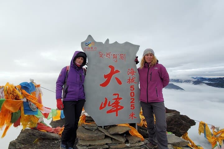 Conquer Mt. Siguniang: A 6-Day Climbing Expedition to Dafeng and Erfeng Summits photo 6