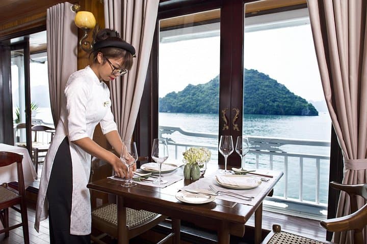 Hera Classic 2-Day Halong Bay Cruise — Balcony Cabins, Kayaks & Caves photo 3