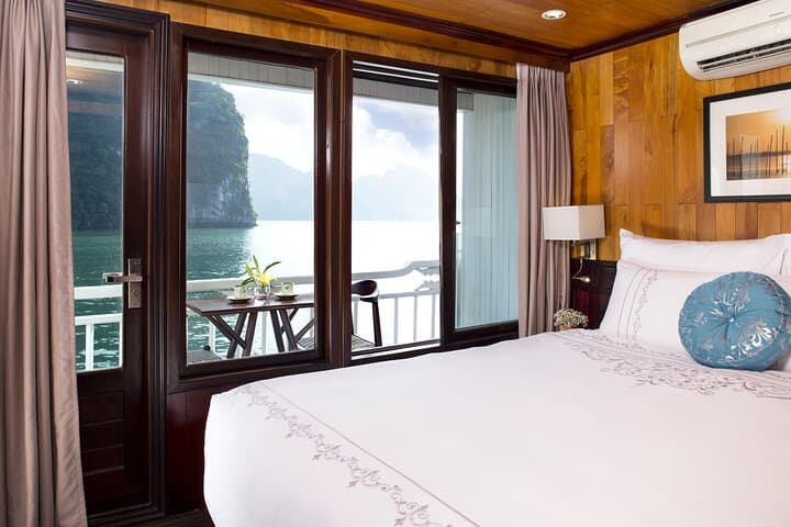 3-Day Halong Bay Cruise: Explore Sung Sot, Titov & Luon Cave from Hanoi photo 3