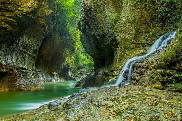 Day Trip to Martvili Canyon, Prometheus Cave & Kutaisi from Tbilisi
