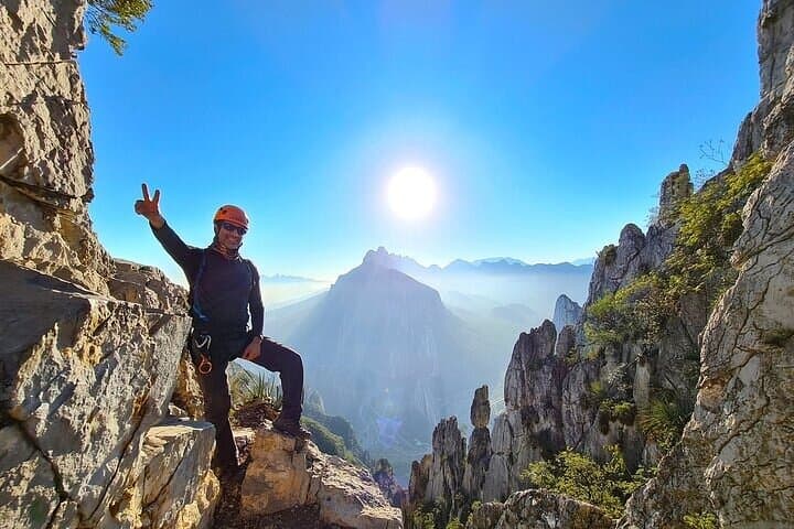 Eaglets Nest Rappel: Hiking, Climbing & 360° Views in La Huasteca, Monterrey
