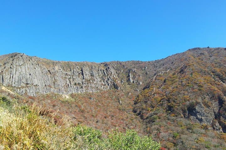 Jeju Private Taxi Tour to Hallasan, Waterfalls & Coastal Cliffs photo 2