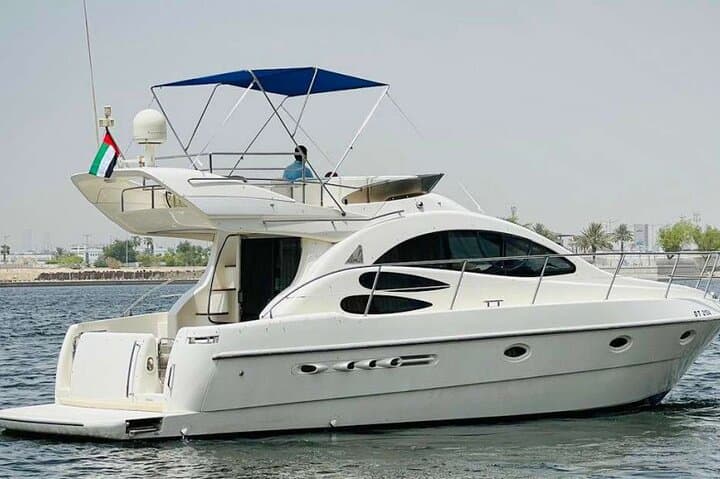 Dubai Marina Private Yacht Charter: 4-Hour Luxury Cruise to Ain Dubai, Palm Jumeirah & Burj Al Arab photo 2