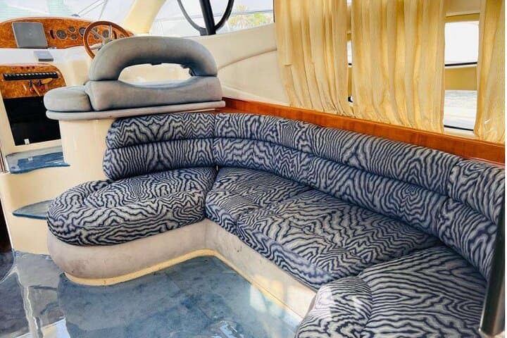 Dubai Marina Private Yacht Charter: 4-Hour Luxury Cruise to Ain Dubai, Palm Jumeirah & Burj Al Arab photo 5