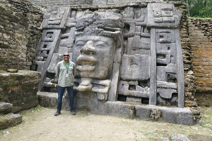 Lamanai Day Tour: New River Boat Ride to Ancient Maya Temples