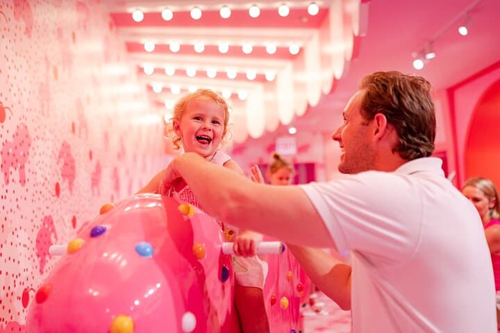 Inside Chicago's Museum of Ice Cream: Interactive Sweet Experience and Visitor Tips photo 3