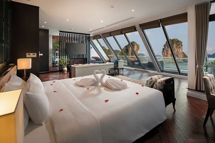 Overnight Halong Bay Cruise: President Sun Terrace Suite with Kayaking, Tai Chi & Squid Fishing photo 2