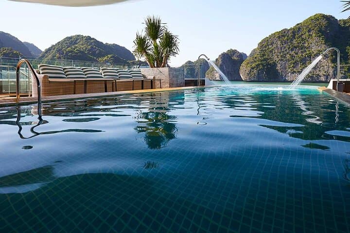 Luxury 5-Day Cruise: Halong Bay & Lan Ha Bay Discovery photo 4
