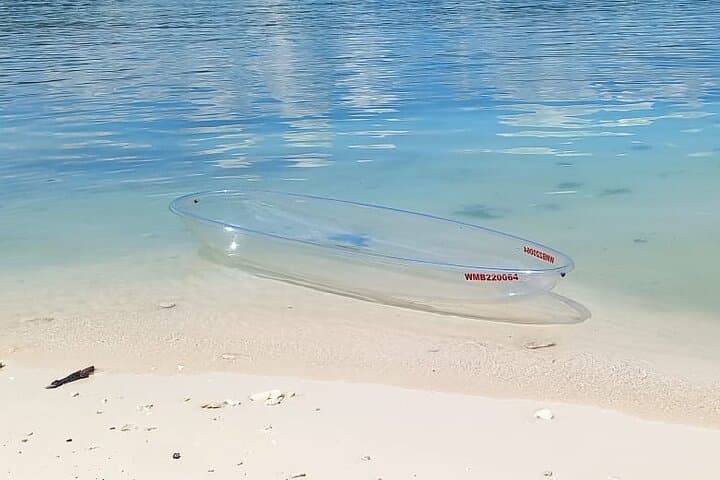 Clear Kayak Photoshoot Montego Bay: Capture Ocean-Front Portraits photo 4