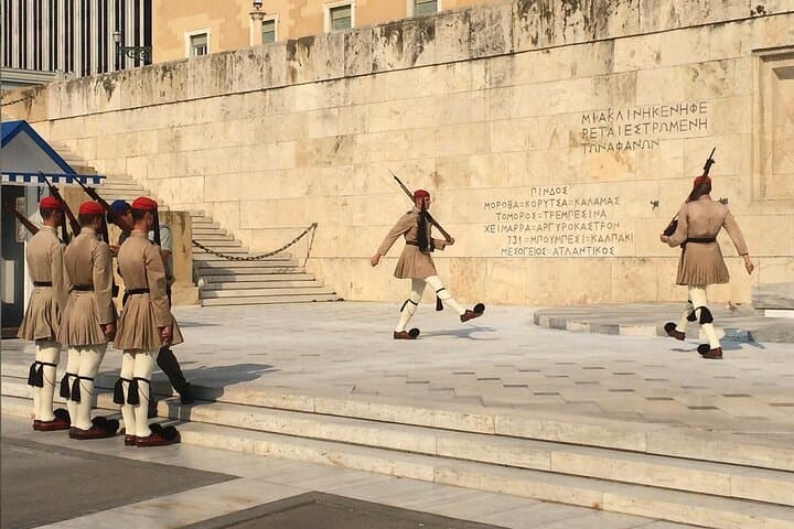 Private Luxury Athens Half-Day: Acropolis, Lycabettus Hill & Acropolis Museum photo 3