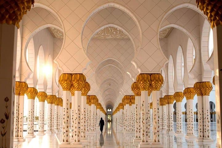 Abu Dhabi City Tour in 4x4 — Sheikh Zayed, Corniche & Heritage Village photo 6