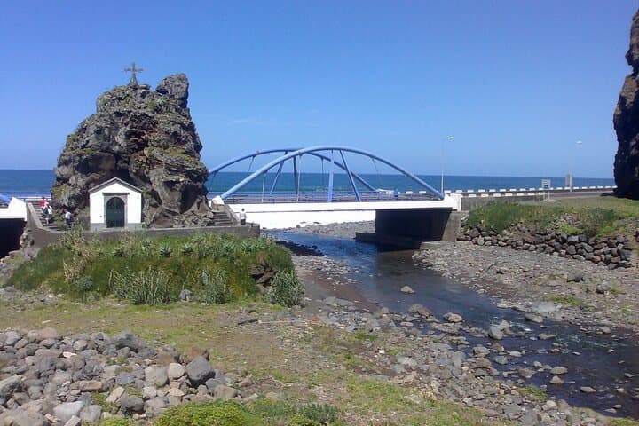 Madeira North-East Coast Tour: Santana, Ponta de São Lourenço & Coastal Villages photo 6