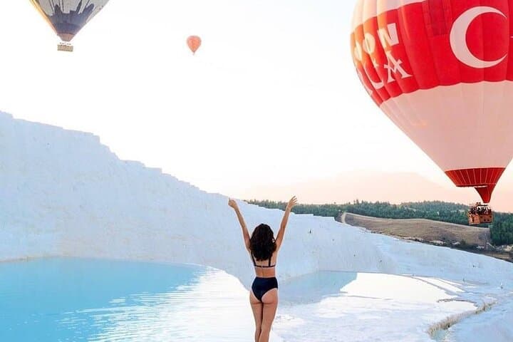 Pamukkale Hot Air Balloon Sunrise Flight with Transfers photo 3
