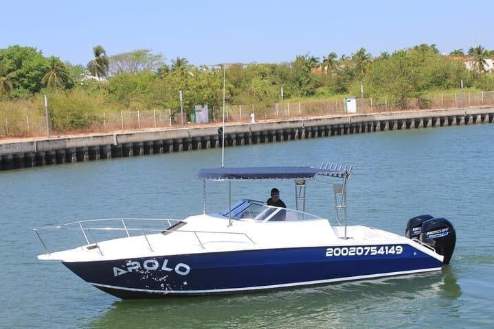 Private Huatulco Bay Boat Tour — Snorkel Maguey, Cacaluta & La Entrega photo 5