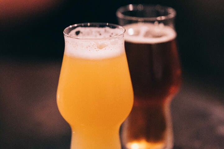 Belfast by the Glass: A 90-Minute Drinks Tour Through Belfast's History photo 4